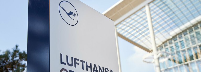 Skupina Lufthansa dosiahlo rekordné leto s upraveným EBIT vo výške 1,5 miliardy EUR v treťom štvrťroku a očakáva pokračujúci silný dopyt po leteckej doprave